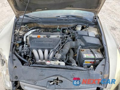 Zdjęcie 11 z 12 samochodu: 2004 HONDA ACCORD DX VIN:1HGCM56154A070612 - miniatura