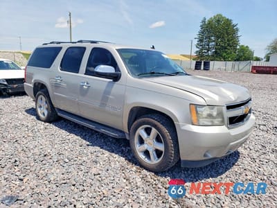 Czwarte zdjęcie samochodu z boku: 2009 CHEVROLET SUBURBAN K1500 LTZ VIN:1GNFK36309R190888 - miniatura