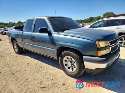 Czwarte zdjęcie samochodu z boku: 2006 CHEVROLET SILVERADO C1500 VIN:1GCEC19X26Z181240 - miniatura
