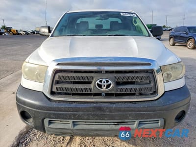 Piąte zdjęcie samochodu w środku: 2013 TOYOTA TUNDRA DOUBLE CAB SR5 VIN:5TFRM5F11DX055840 - miniatura