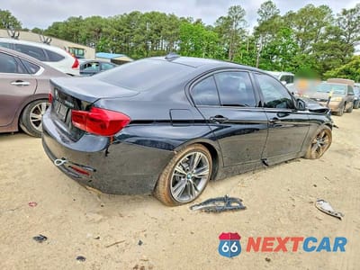 Trzecie zdjęcie samochodu z tyłu: 2016 BMW 328 XI SULEV VIN:WBA8E3C54GK504673 - miniatura