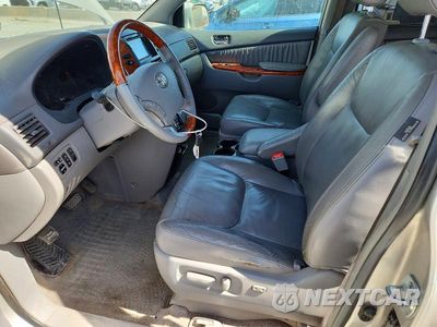 Zdjęcie 7 z 13 samochodu: 2006 TOYOTA SIENNA VIN:5TDBA22C36S075421 - miniatura