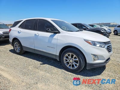 Czwarte zdjęcie samochodu z boku: 2018 CHEVROLET EQUINOX LS VIN:3GNAXHEV5JL386171 - miniatura