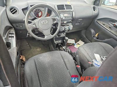 Zdjęcie 8 z 12 samochodu: 2010 SCION XD BASE VIN:JTKKU4B40AJ050664 - miniatura