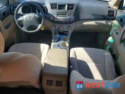 Zdjęcie 8 z 14 samochodu: 2008 TOYOTA HIGHLANDER BASE VIN:JTEDS41A282060724 - miniatura