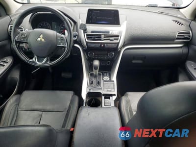 Zdjęcie 8 z 14 samochodu: 2018 MITSUBISHI ECLIPSE CROSS SE VIN:JA4AT5AA1JZ043737 - miniatura