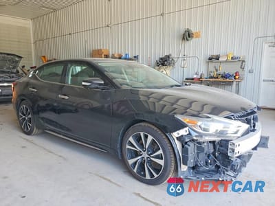 Czwarte zdjęcie samochodu z boku: 2018 NISSAN MAXIMA PLATINUM VIN:1N4AA6APXJC401075 - miniatura