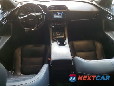 Zdjęcie 8 z 12 samochodu: 2018 JAGUAR F-PACE PRESTIGE VIN:SADCK2FN1JA254144 - miniatura