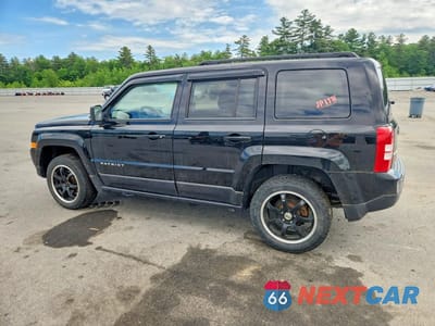 Drugie zdjęcie samochodu z przodu: 2015 JEEP PATRIOT SPORT VIN:1C4NJRBB3FD411402 - miniatura