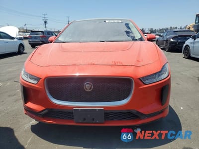 Piąte zdjęcie samochodu w środku: 2019 JAGUAR I-PACE FIRST EDITION VIN:SADHD2S17K1F74320 - miniatura