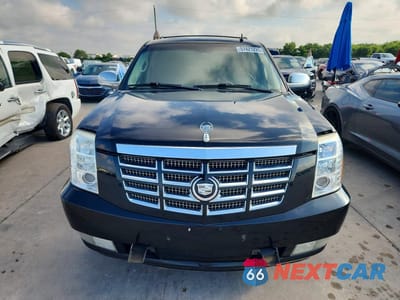 Piąte zdjęcie samochodu w środku: 2009 CADILLAC ESCALADE LUXURY VIN:1GYFK232X9R144056 - miniatura