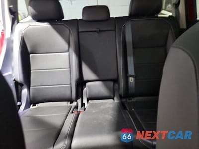 Zdjęcie 10 z 13 samochodu: 2021 VOLKSWAGEN TIGUAN SE VIN:3VV2B7AX2MM040432 - miniatura