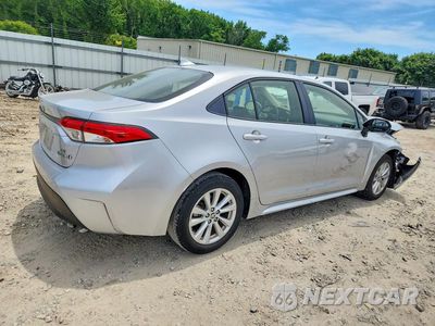 Trzecie zdjęcie samochodu z tyłu: 2024 TOYOTA COROLLA VIN:JTDBCMFE1R3036074 - miniatura