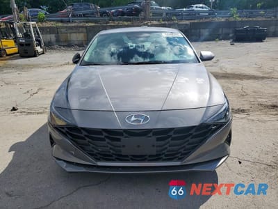 Piąte zdjęcie samochodu w środku: 2023 HYUNDAI ELANTRA SEL VIN:KMHLM4AG6PU600718 - miniatura