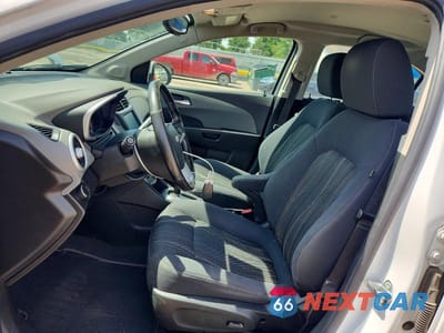 Zdjęcie 7 z 12 samochodu: 2017 CHEVROLET SONIC LT VIN:1G1JD5SHXH4116814 - miniatura