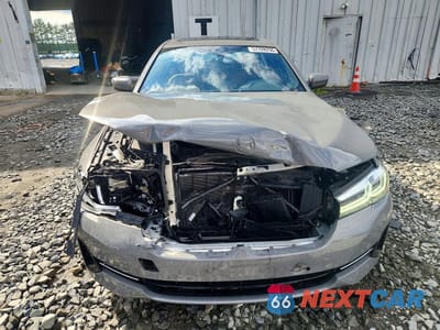 Piąte zdjęcie samochodu w środku: 2022 BMW 530 XI VIN:WBA13BJ07NWX81767 - miniatura