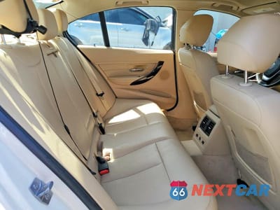 Zdjęcie 10 z 12 samochodu: 2015 BMW 328 XI VIN:WBA3B3G50FNR87041 - miniatura