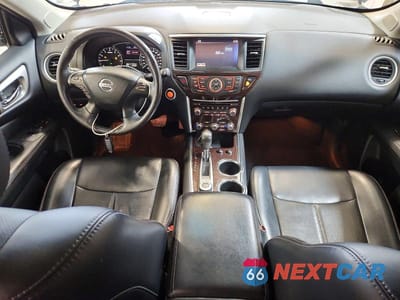 Zdjęcie 8 z 13 samochodu: 2014 NISSAN PATHFINDER S VIN:5N1AR2MMXEC732608 - miniatura
