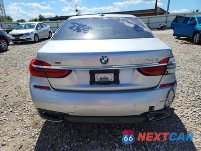 Zdjęcie 6 z 12 samochodu: 2016 BMW 750 XI VIN:WBA7F2C55GG419198 - miniatura