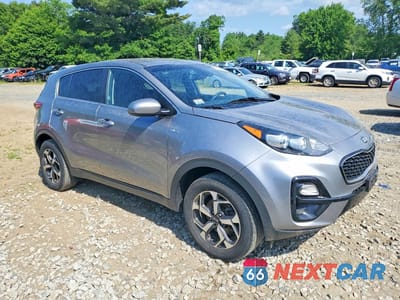 Czwarte zdjęcie samochodu z boku: 2020 KIA SPORTAGE LX VIN:KNDPMCAC0L7785743 - miniatura