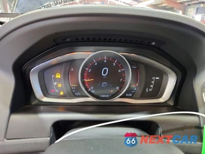 Zdjęcie 9 z 13 samochodu: 2015 VOLVO XC60 T6 PLATINUM VIN:YV4902RMXF2727830 - miniatura
