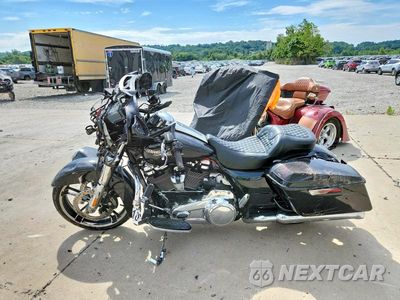 Trzecie zdjęcie samochodu z tyłu: 2017 HARLEY-DAVIDSON FLHXS STREET GLIDE SPECIAL VIN:1HD1KRC11HB643043 - miniatura