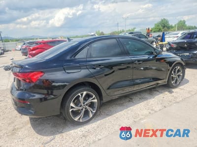 Trzecie zdjęcie samochodu z tyłu: 2022 AUDI A3 PREMIUM VIN:WAUAUDGY5NA104204 - miniatura