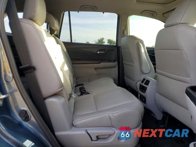 Zdjęcie 11 z 13 samochodu: 2017 HONDA PILOT TOURING VIN:5FNYF5H96HB019120 - miniatura