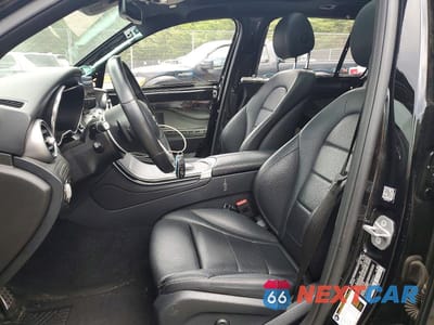Zdjęcie 7 z 13 samochodu: 2021 MERCEDES-BENZ GLC 300 4MATIC VIN:W1N0G8EB7MV284491 - miniatura