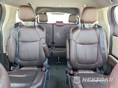 Zdjęcie 10 z 13 samochodu: 2021 TOYOTA SIENNA PLATINUM 7-PASSENGER VIN:5TDESKFC0MS037596 - miniatura