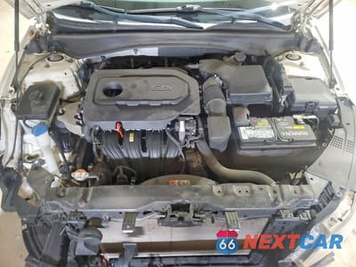 Zdjęcie 11 z 12 samochodu: 2016 KIA OPTIMA LX VIN:KNAGT4L35G5070672 - miniatura
