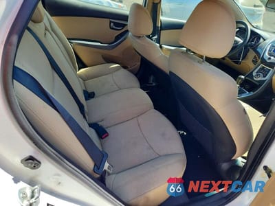 Zdjęcie 10 z 12 samochodu: 2012 HYUNDAI ELANTRA GLS VIN:5NPDH4AE6CH116158 - miniatura