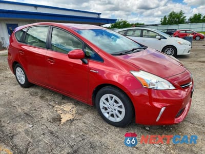 Czwarte zdjęcie samochodu z boku: 2014 TOYOTA PRIUS V THREE VIN:JTDZN3EU3EJ007306 - miniatura