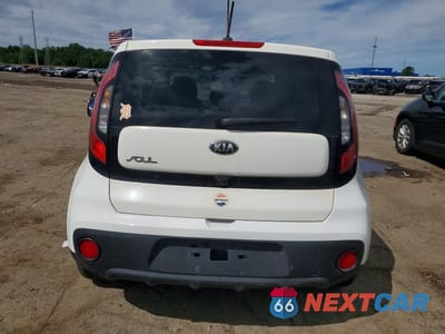 Zdjęcie 6 z 13 samochodu: 2018 KIA SOUL + VIN:KNDJP3A51J7901429 - miniatura