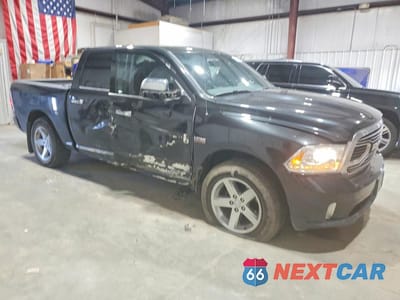 Czwarte zdjęcie samochodu z boku: 2015 RAM 1500 LONGHORN VIN:1C6RR7PT7FS771081 - miniatura