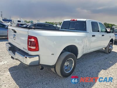 Trzecie zdjęcie samochodu z tyłu: 2024 RAM 3500 TRADESMAN VIN:3C63RRGL6RG294799 - miniatura