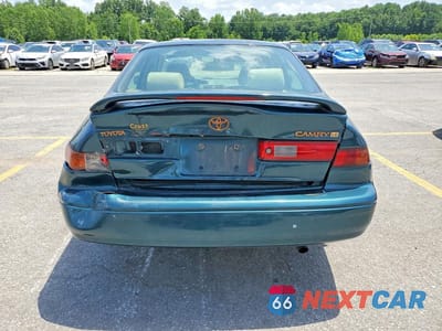 Zdjęcie 6 z 12 samochodu: 1998 TOYOTA CAMRY LE VIN:4T1BG22K1WU329401 - miniatura