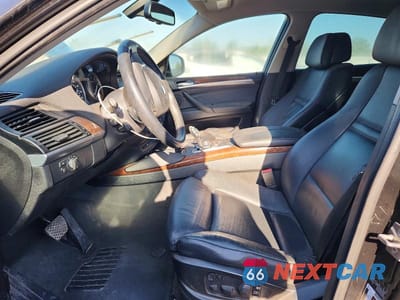 Zdjęcie 7 z 14 samochodu: 2013 BMW X6 XDRIVE50I VIN:5UXFG8C51DL591082 - miniatura