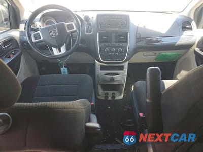 Zdjęcie 8 z 13 samochodu: 2012 DODGE GRAND CARAVAN SE VIN:2C4RDGBG3CR324603 - miniatura