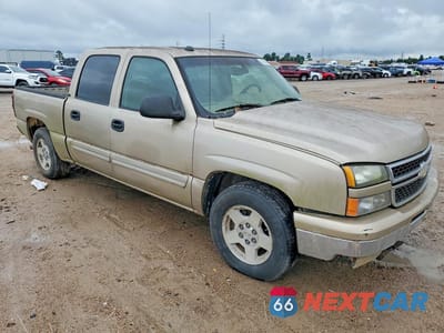 Czwarte zdjęcie samochodu z boku: 2006 CHEV SILVERADO 1500 LT1 C VIN:2GCEC13T561175561 - miniatura