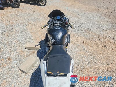 Zdjęcie 6 z 9 samochodu: 2005 YAMAHA YZFR6 L VIN:JYARJ06Y75A005095 - miniatura