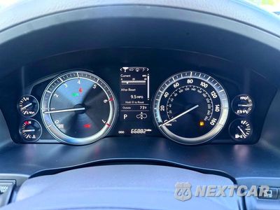 Zdjęcie 10 z 14 samochodu: 2016 LEXUS LX 570 VIN:JTJHY7AX3G4213685 - miniatura
