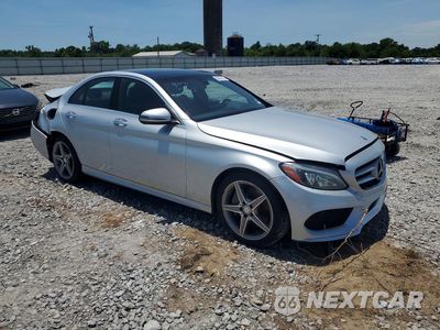 Czwarte zdjęcie samochodu z boku: 2016 MERCEDES-BENZ C 300 4MATIC VIN:55SWF4KBXGU169063 - miniatura