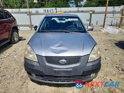 Piąte zdjęcie samochodu w środku: 2006 KIA RIO 5 VIN:KNADE163866089250 - miniatura