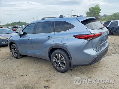 Drugie zdjęcie samochodu z przodu: 2020 TOYOTA HIGHLANDER XLE VIN:5TDHZRBH2LS034457 - miniatura