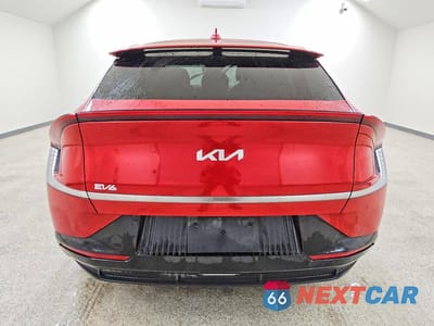 Zdjęcie 6 z 14 samochodu: 2023 KIA EV6 WIND VIN:KNDC3DLC1P5157308 - miniatura