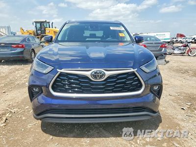 Piąte zdjęcie samochodu w środku: 2021 TOYOTA HIGHLANDER XLE VIN:5TDGZRBH0MS533268 - miniatura