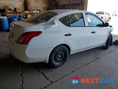 Trzecie zdjęcie samochodu z tyłu: 2012 NISSAN VERSA 1.6 S VIN:3N1CN7AP0CL868836 - miniatura