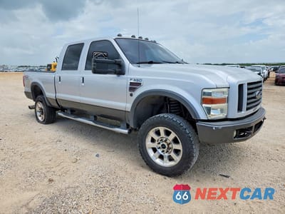 Czwarte zdjęcie samochodu z boku: 2008 FORD F350 SRW SUPER DUTY VIN:1FTSW31RX8EC07483 - miniatura