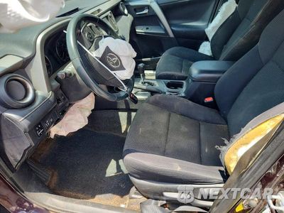 Zdjęcie 7 z 14 samochodu: 2017 TOYOTA RAV4 XLE VIN:2T3WFREV8HW348217 - miniatura
